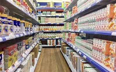 Lắp đặt kệ sắt siêu thị cho chuỗi cửa hàng VINAMILK