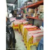Xe đẩy siêu thị màu vàng