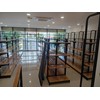 Sản phẩm kệ gỗ siêu thị lưng lưới Thành Đạt