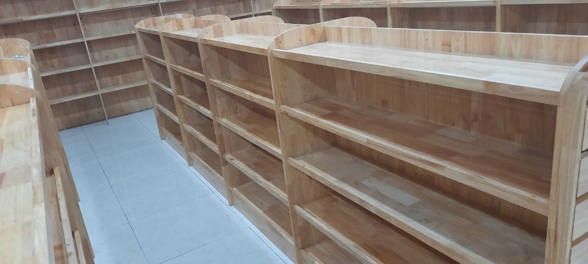 kệ gỗ nhà sách gỗ cao su phổ biến